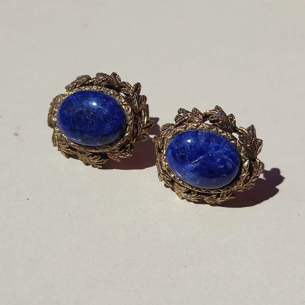Vintage Lapis Lazuli Gold Tone Leaf Border Cufflinks Blue Mens Textured Toggle